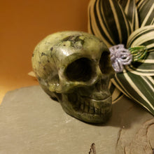 Load image into Gallery viewer, Large carved cystal skull