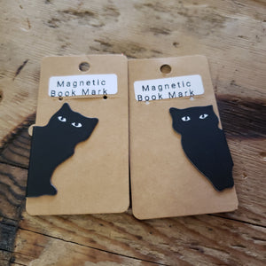 Magnetic kitty bookmark