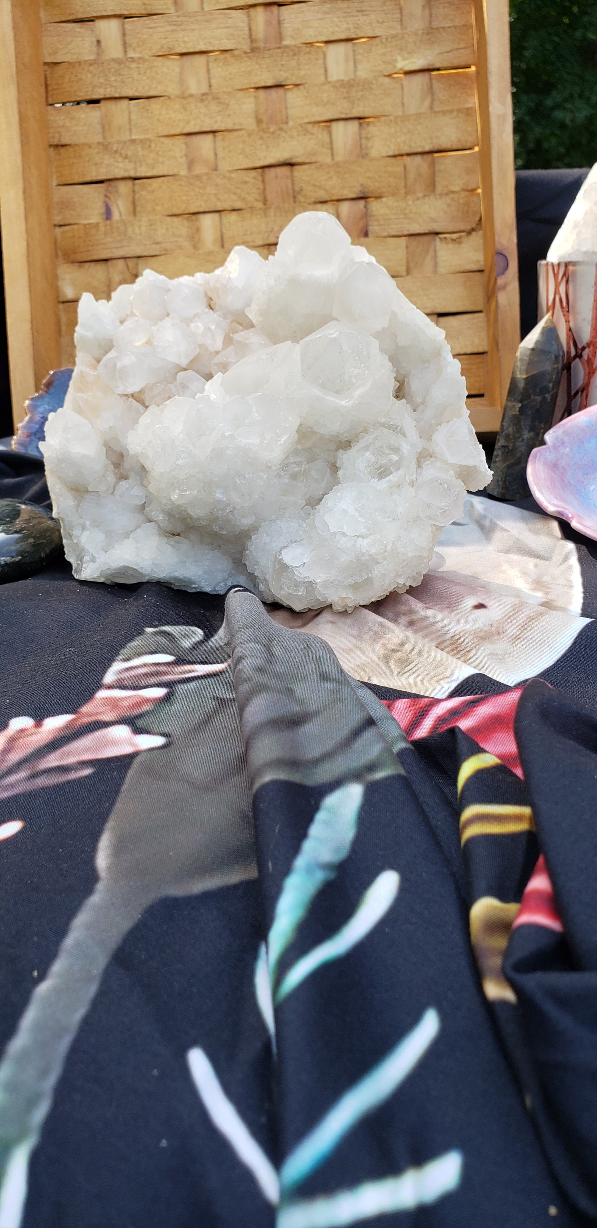 Large Quartz Cluster Specimen Crystal
