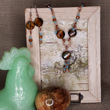 Load image into Gallery viewer, Crystal and Copper Link Necklace with Rose Cut Focal Beads