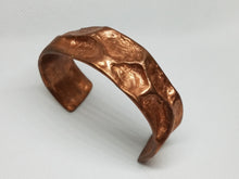 Load image into Gallery viewer, Hammered Copper Cuff