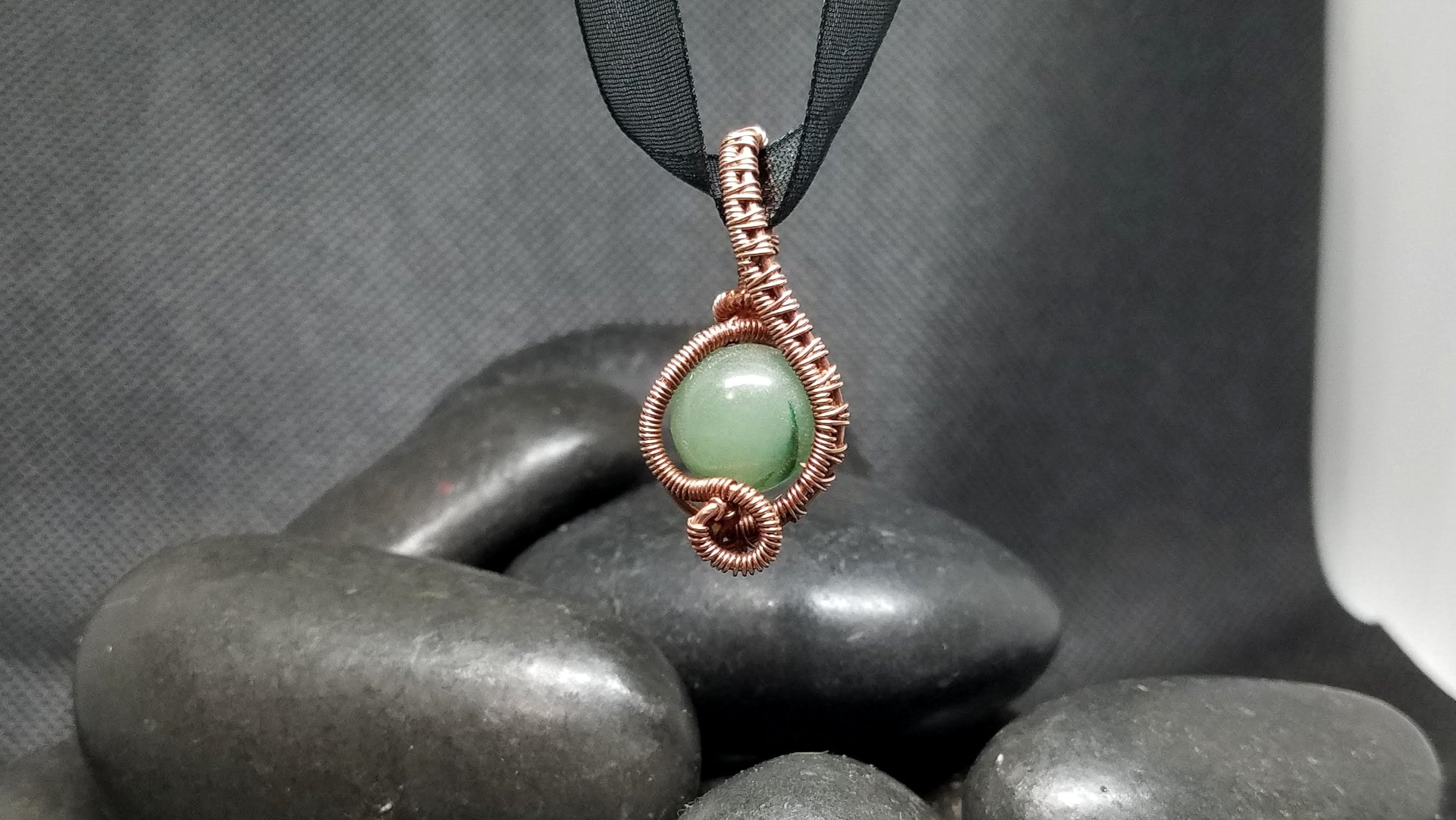 Pendant Copper Wirewoven Green Adventurine Bead