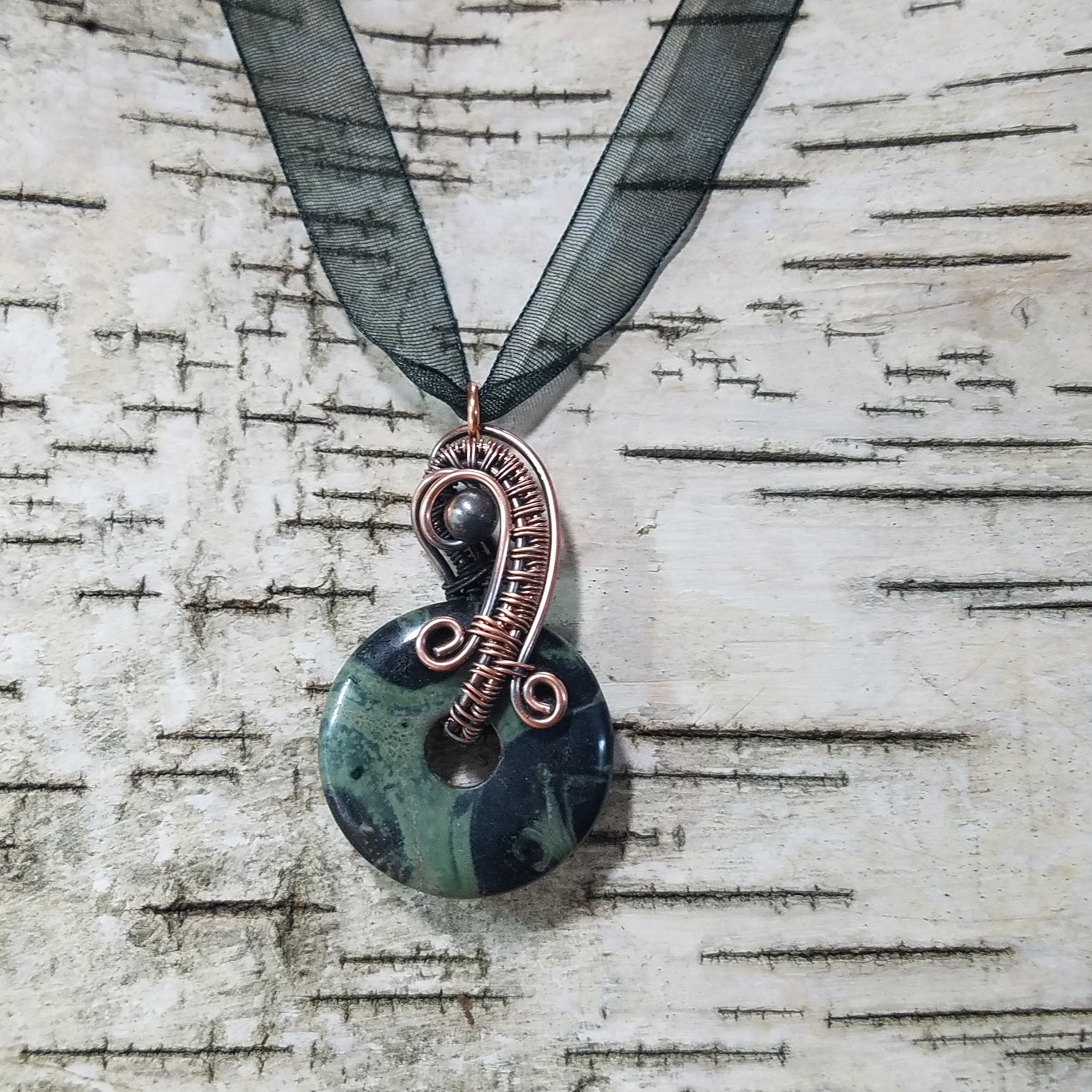 Pendant copper woven kambaba Jasper donut bead