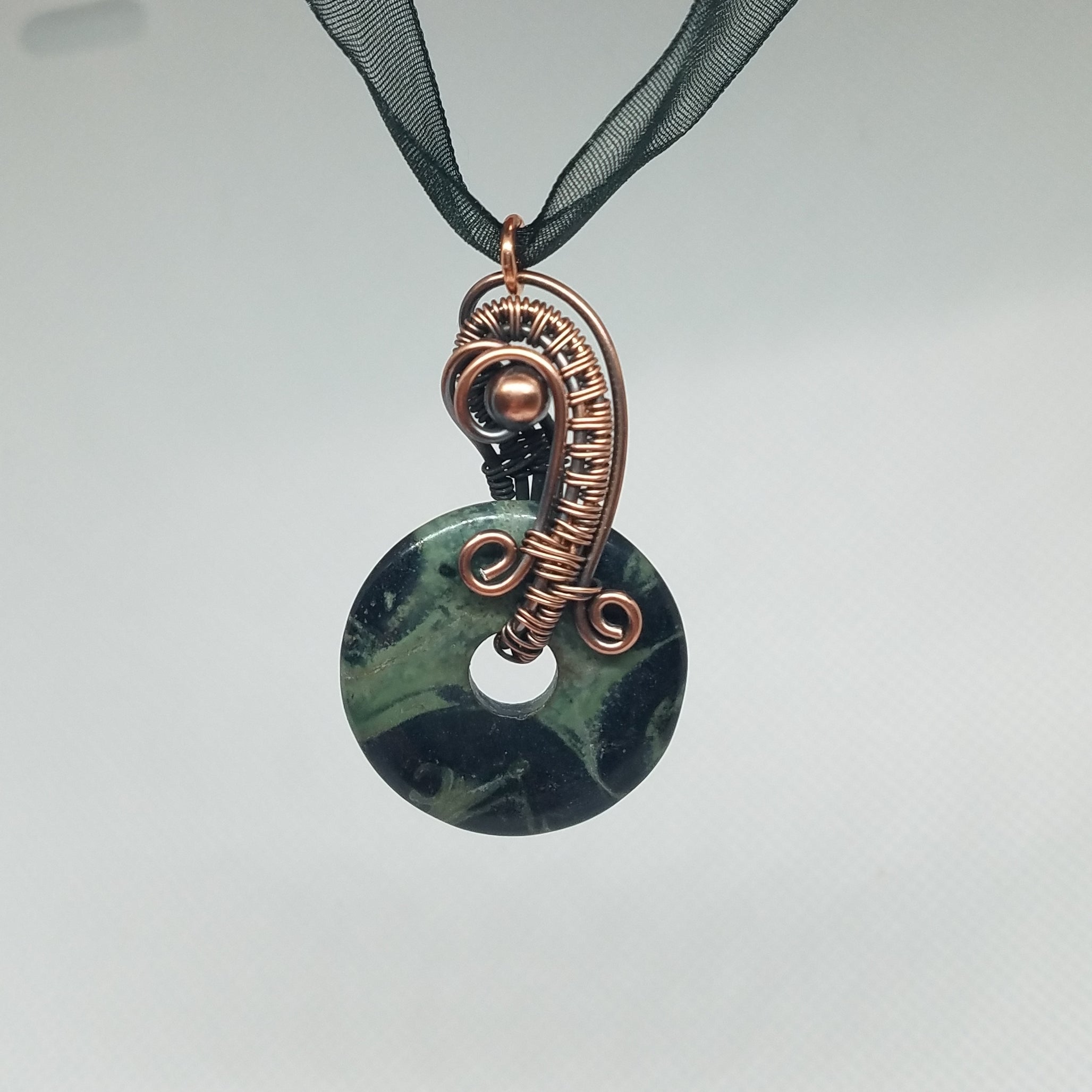 Pendant copper woven kambaba Jasper donut bead