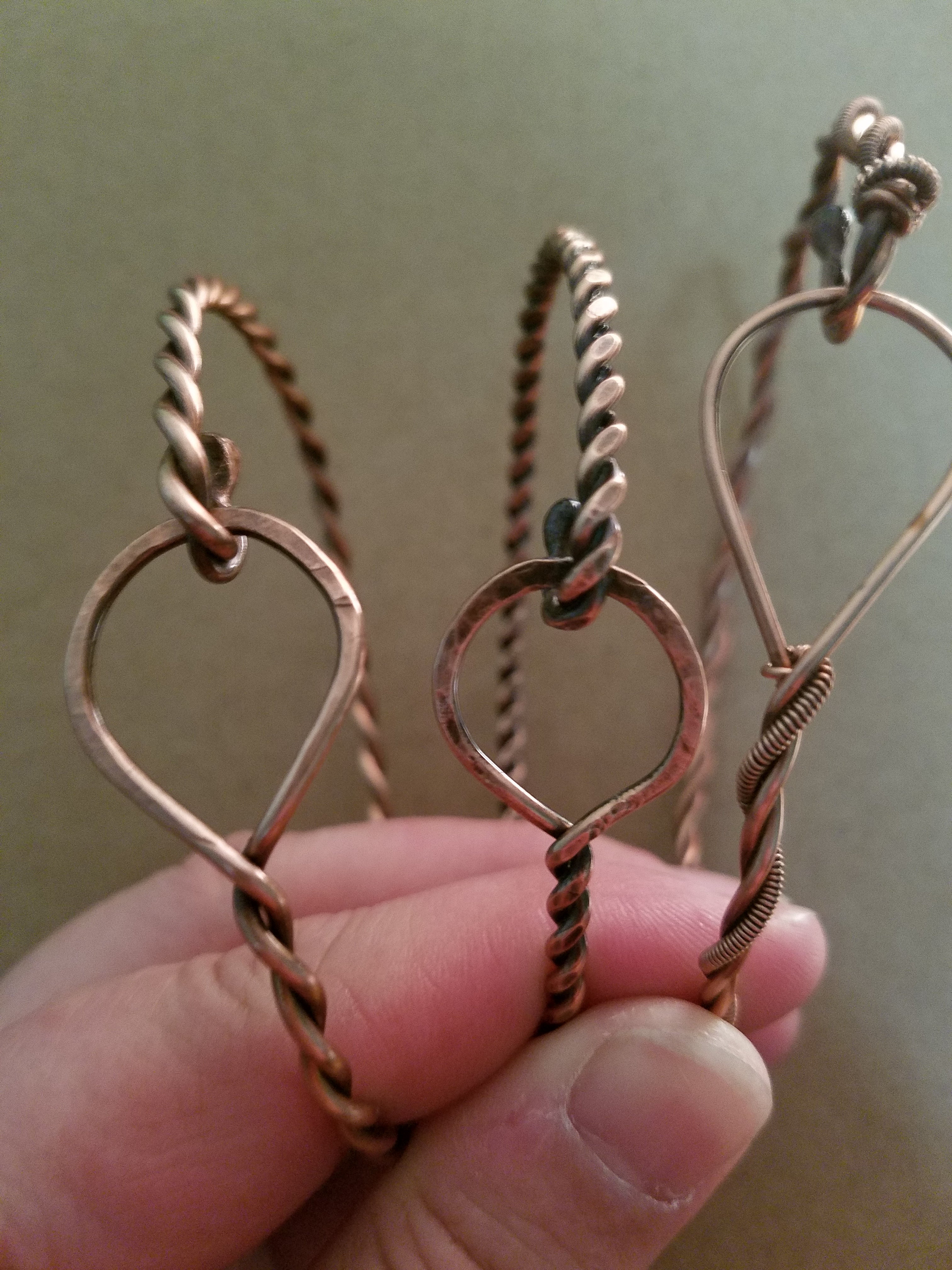Single Twist bracelet with Loop